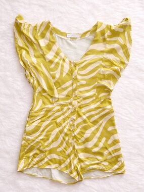 Ces Femme Yellow Printed Romper Size Small Ruffle Sleeve Button Front Summer
